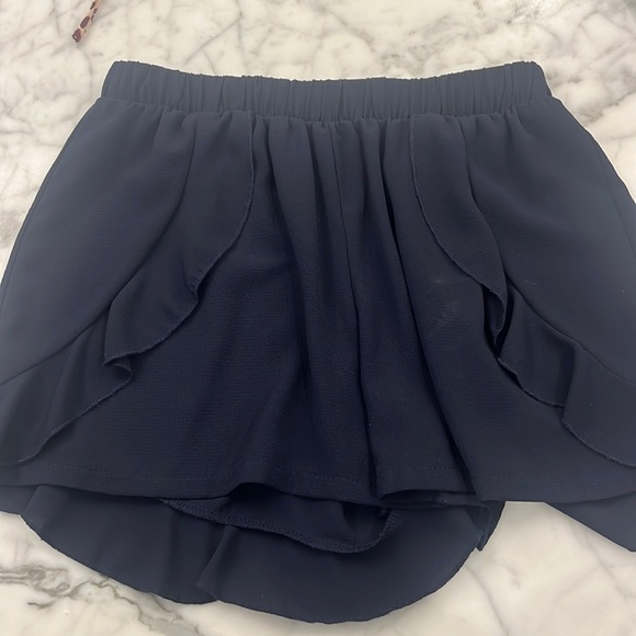 Navy Ruffle Shorts - Picture 2 of 5